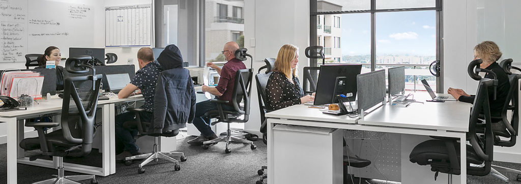 5 Major Differences Between A Coworking Space Hot Desking And